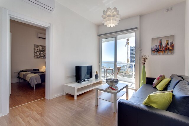 モダン シービュー アパートメント ウィズ アメージング オーシャン ビューズ