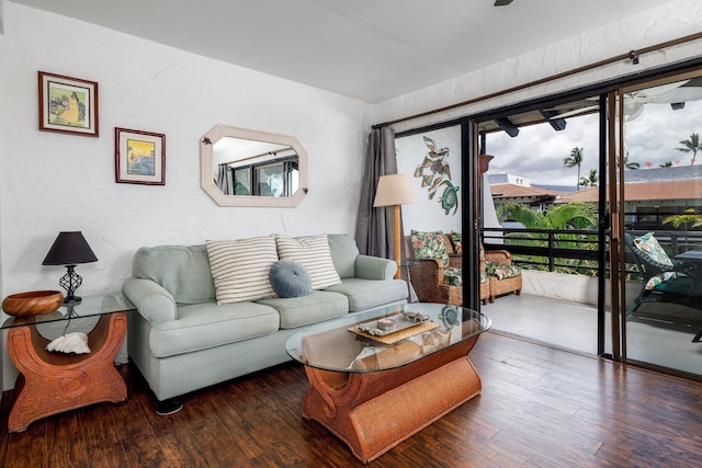 カサ デ エムデコ 330