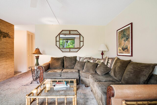 コナ マカイ 2-102