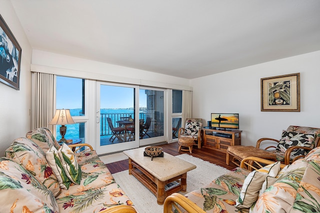 シー ビレッジ 4-205