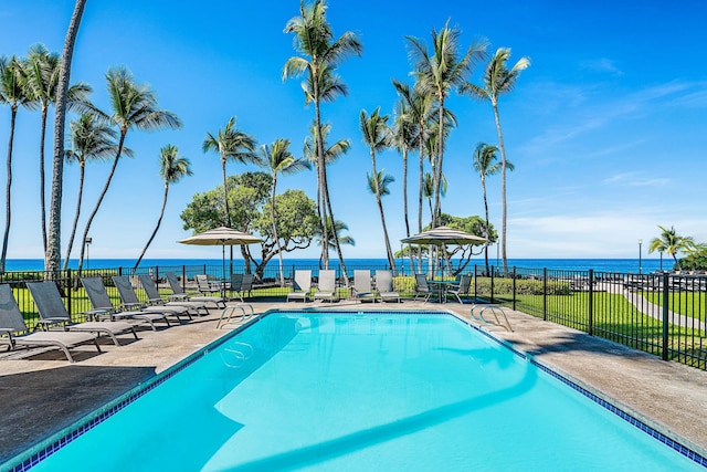 コナ アイル C28