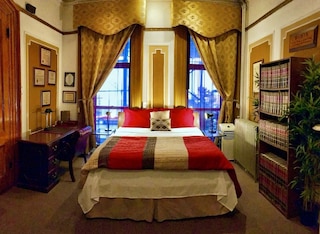 ザ ジャスティス タワーズ