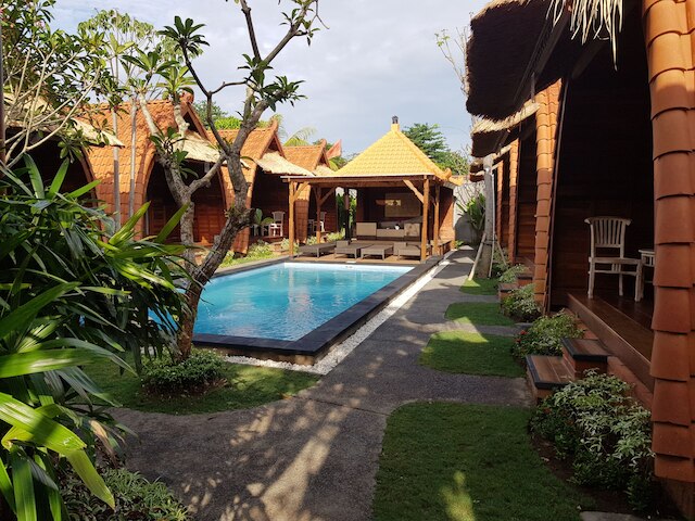 ポージャ ヴィラ ジンバラン