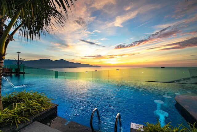 サラ ダナン ビーチ ホテル