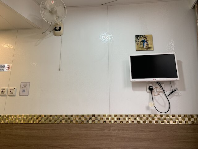 ラッキー ゲスト ハウス