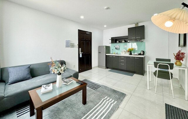 サバイ エアポート アパートメント