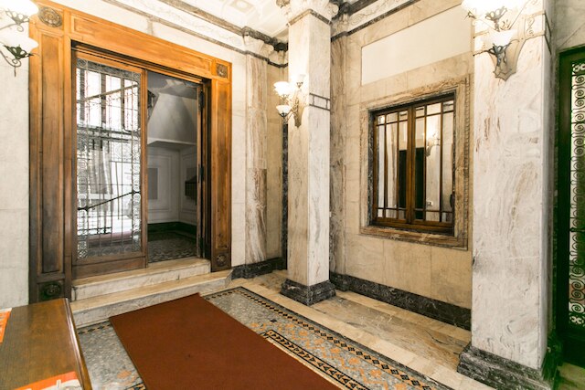 チャーミング ディ トー二 アパートメント