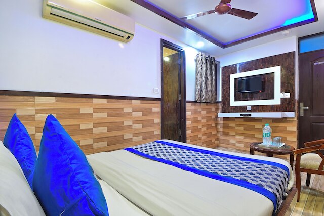 グロー イン ホステル