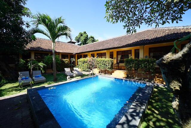 マンガ バンガロー