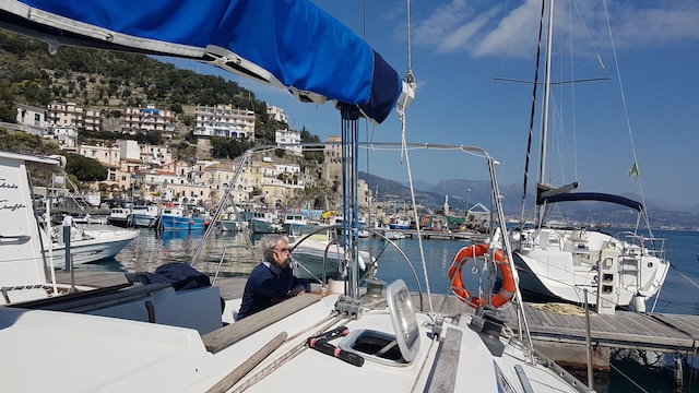 B & ボート チェターラ アンド トラベル