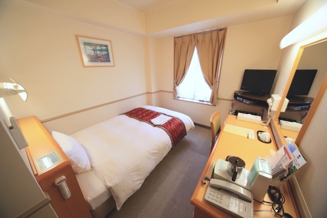 ホテルクラウンヒルズ土浦駅東(旧:ライフイン土浦駅東)(BBHホテルグループ)