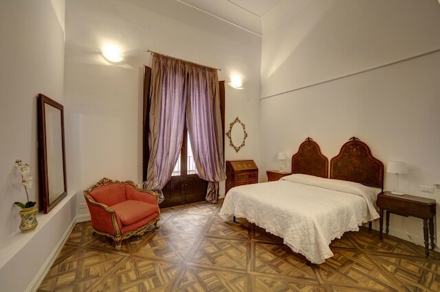 デメトラ ルームズ