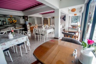 フアイ ケーオ パレス 1