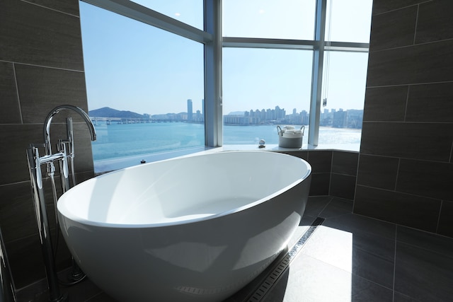 H アベニュー グワンガリ ビーチ