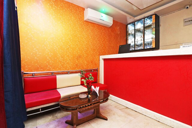 OYO 16627 エクスプレス イン