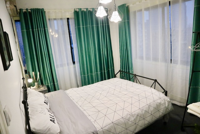 チン アパートメント ファミリー シアター