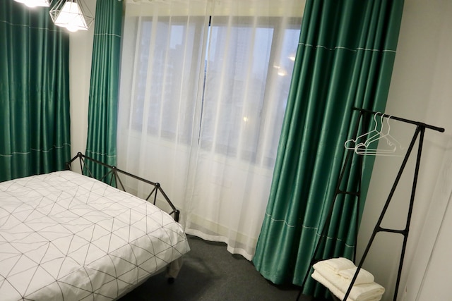 チン アパートメント ファミリー シアター