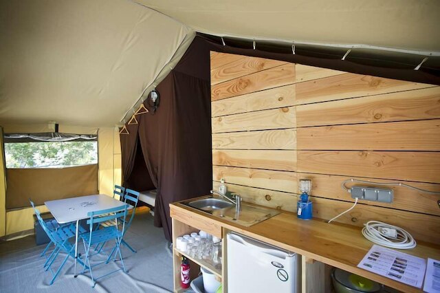 フットピア サルラ