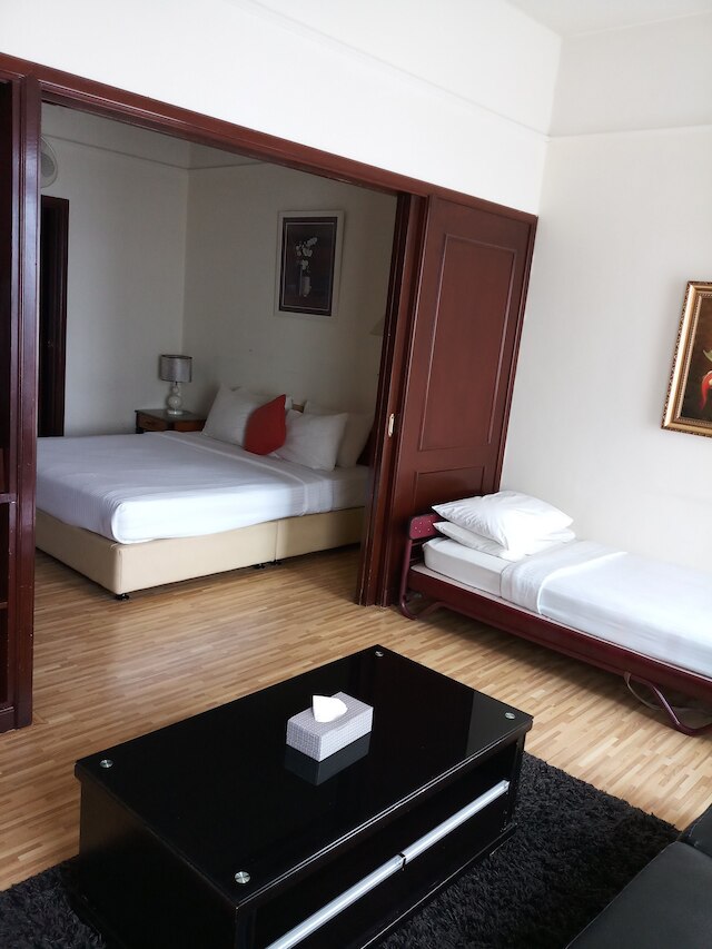 ファルコン アパートメント アット タイムズ スクエア