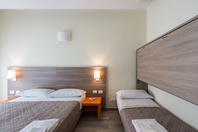 サン フェリセ 135 - 2