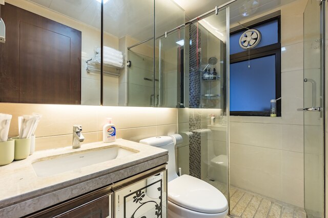 ローカルズ ブティック アパートメント九州港 5 号店