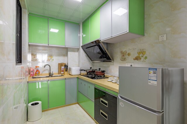 ローカルズ ブティック アパートメント ワンザイ CEC 5 号店 (路客精品民宿 - 珠海湾仔 CEC 五号店)