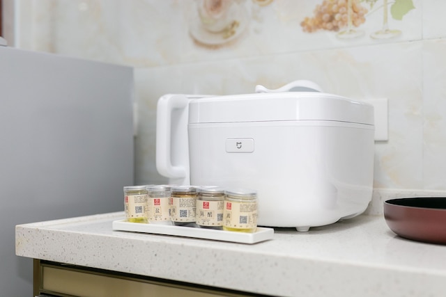 ローカルズ ブティック アパートメント ワンザイ CEC 6 号店 (路客精品民宿 - 珠海湾仔 CEC 六号店