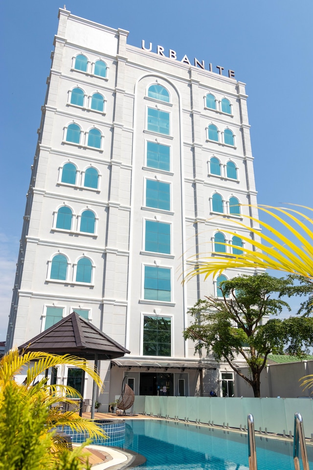 アーバナイト ホテル