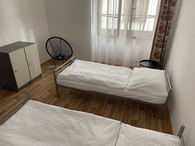 ホステル リトル クォーター