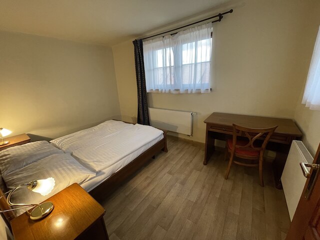 ホステル リトル クォーター