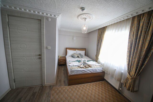 デルバブ ホテル