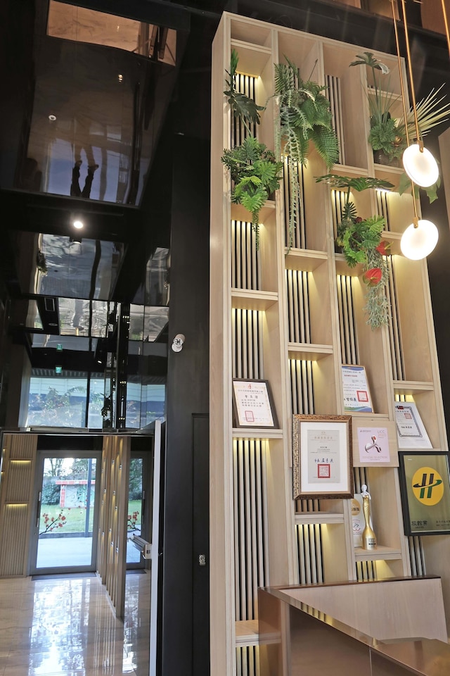 ロイヤル ロイ ホテル