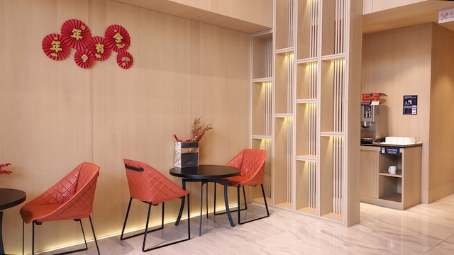 ロイヤル ロイ ホテル