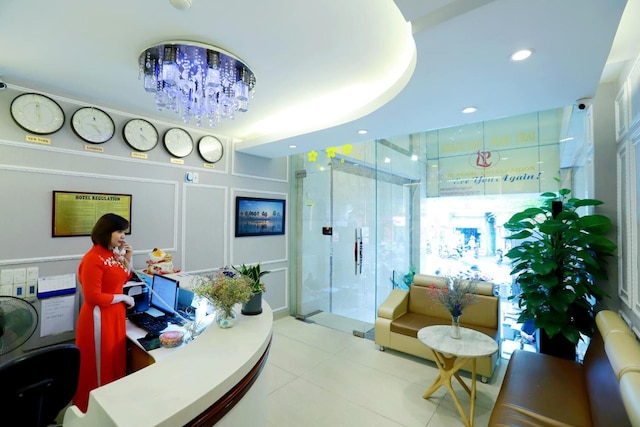 ラッキー スター ホテル 266 デ タム