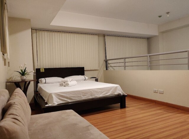 エンブレイス プレイス