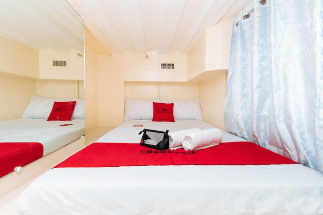 レッドドアーズ プラス アット RSG SS レジデンツ ビト クルス