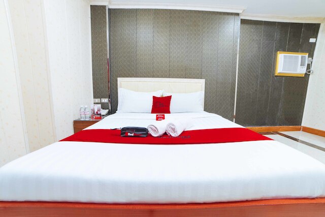 レッドドアーズ プラス アット ウィンター ベニテス