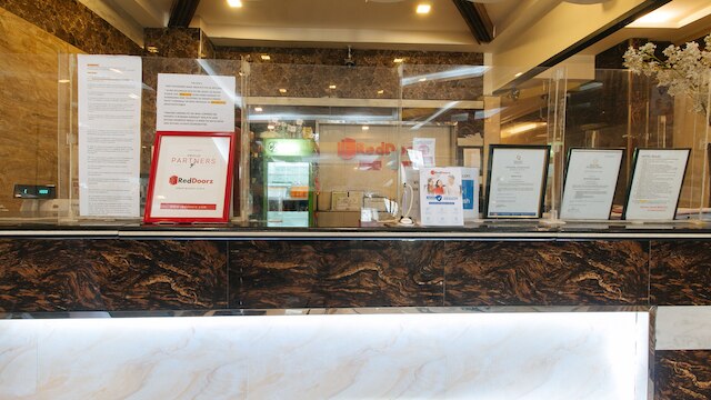 レッドドアーズ プラス アット ウィンター ベニテス