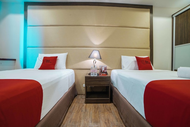 レッドドアーズ プレミアム アット ウエスト アベニュー ケソン シティ