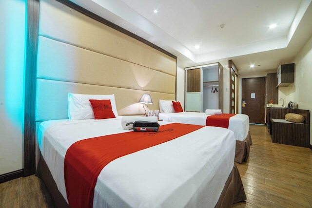 レッドドアーズ プレミアム アット ウエスト アベニュー ケソン シティ