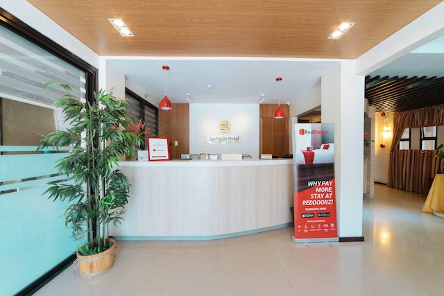 レッドドアーズ プラス アット ポブラシオン ディストリクト ダバオ