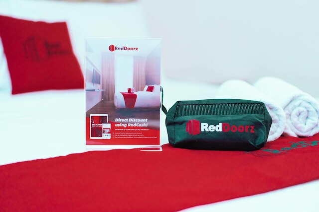 レッドドアーズ プラス アット ポブラシオン ディストリクト ダバオ