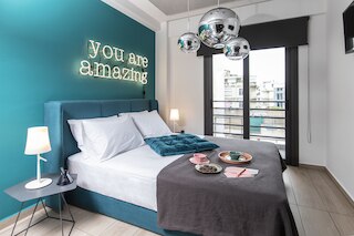 14 リーズンズ ホワイ