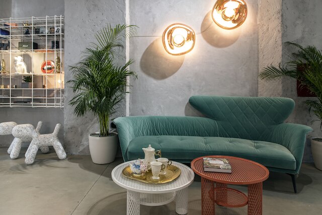 14 リーズンズ ホワイ