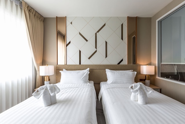 ザ 8 ホテル ウドーンターニー