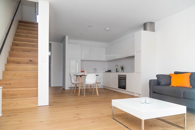 6 スプリングフィールド レーン