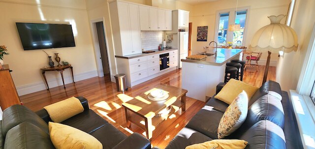 レワ ハウス - シティーホーム、3 ベッドルーム、CBDまで徒歩圏