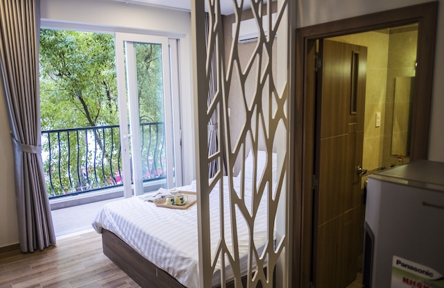 スプリング ライト アパートメント