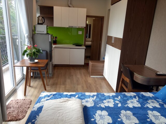 スプリング ライト アパートメント