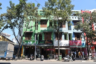 ミッキー ホームステイ フエ